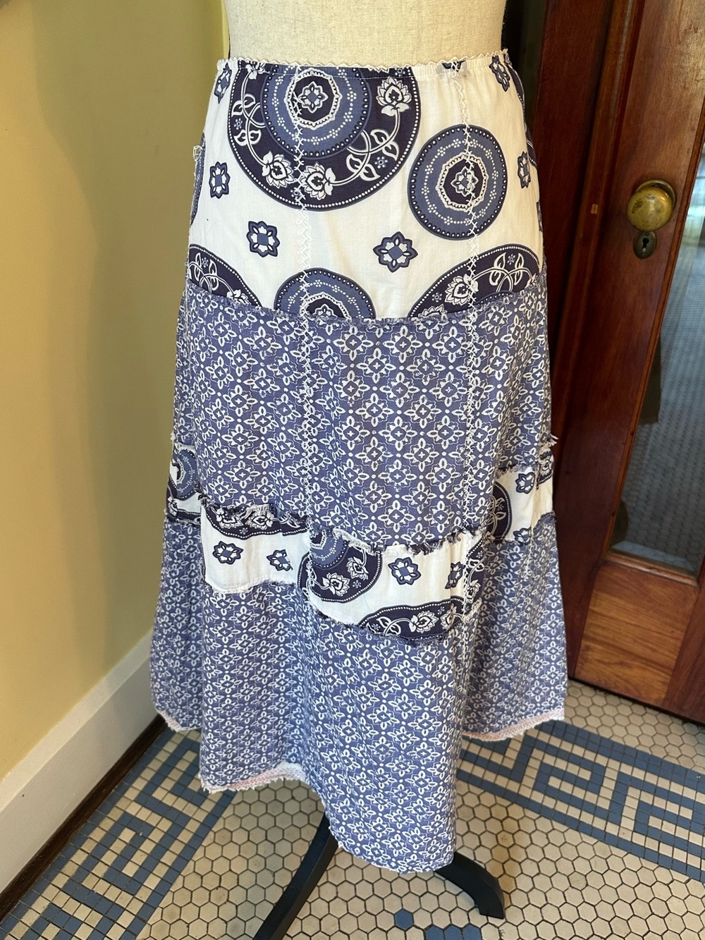 Eddie Bauer | VTG Patchwork Tiered Midi Skirt Boho Cotton Paisley, Size 10